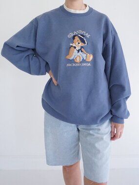 Vintage MCE Sportswear Blue Grandma Bear Teddy Graphic Sweatshirt Cotton XL
